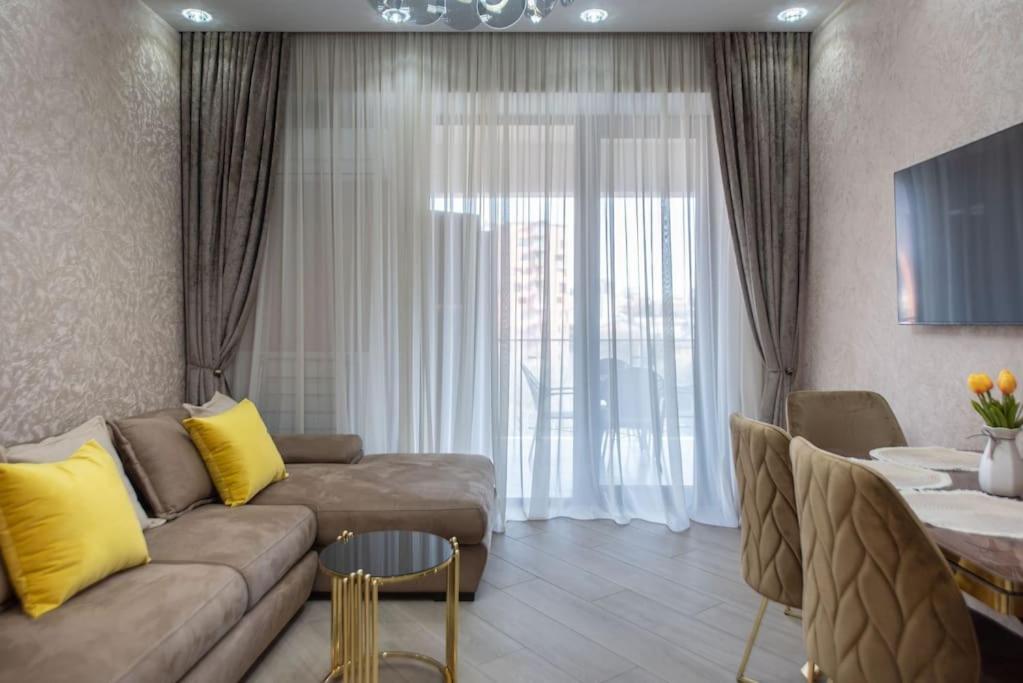 شقة Gg - 2-bedroom At The Mziuri Park *